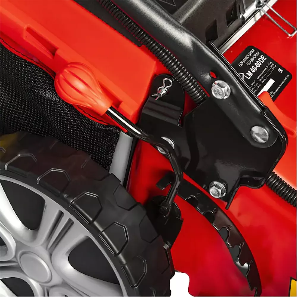 DDE LM 46-60 DE газонокосилка бензиновая 909-402