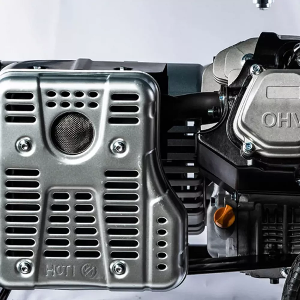 ALTECO Professional AGG 11000E2 бензиновый генератор 13513