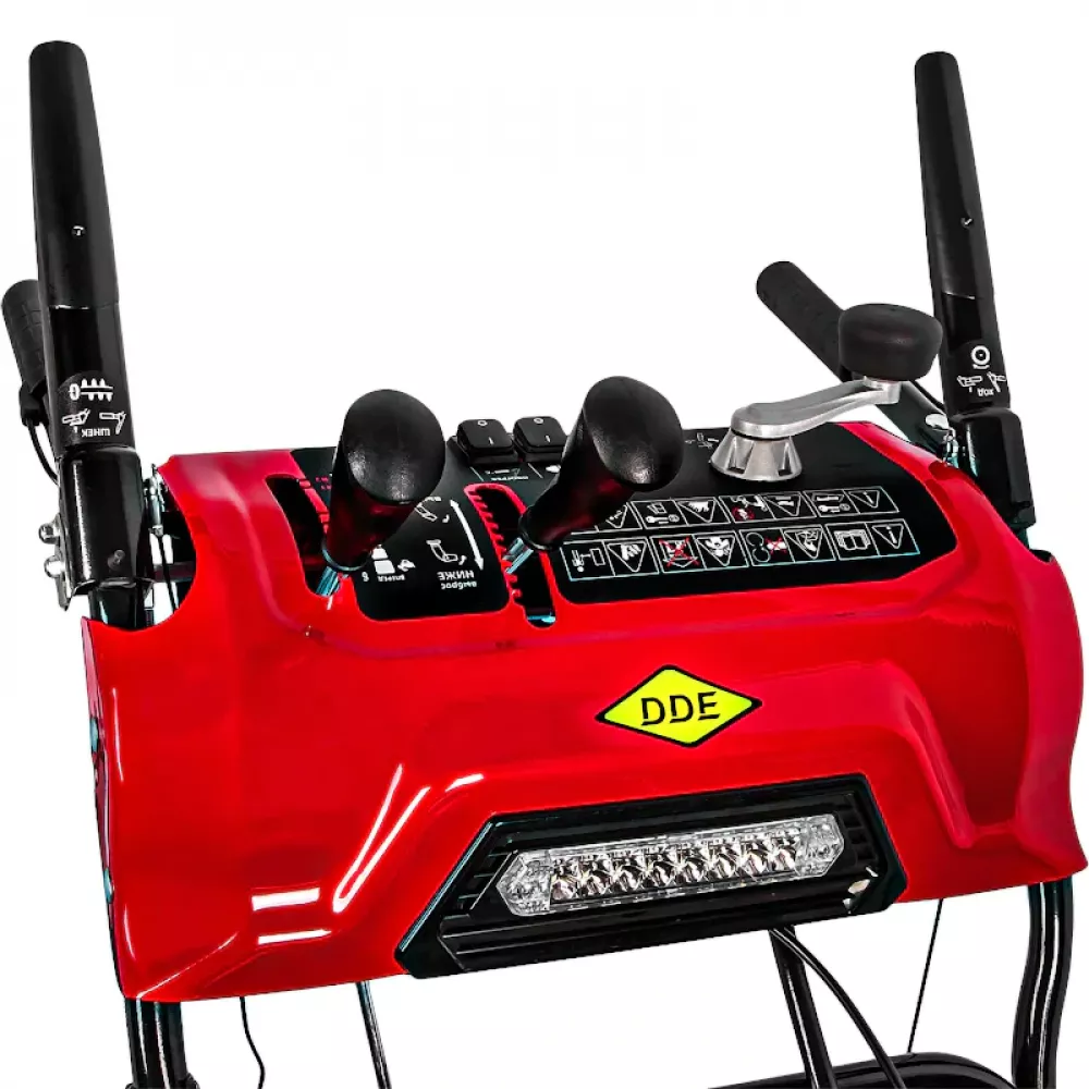 DDE ST7066LE бензиновый снегоуборщик 798-492