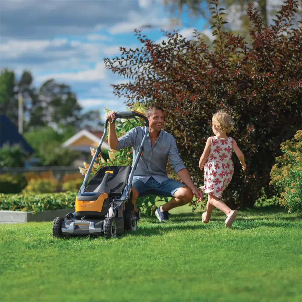 Stiga Twinclip 50 SQ DAE аккумуляторная газонокосилка (4 x 5 Ач, ЗУ) 294512878/ST1