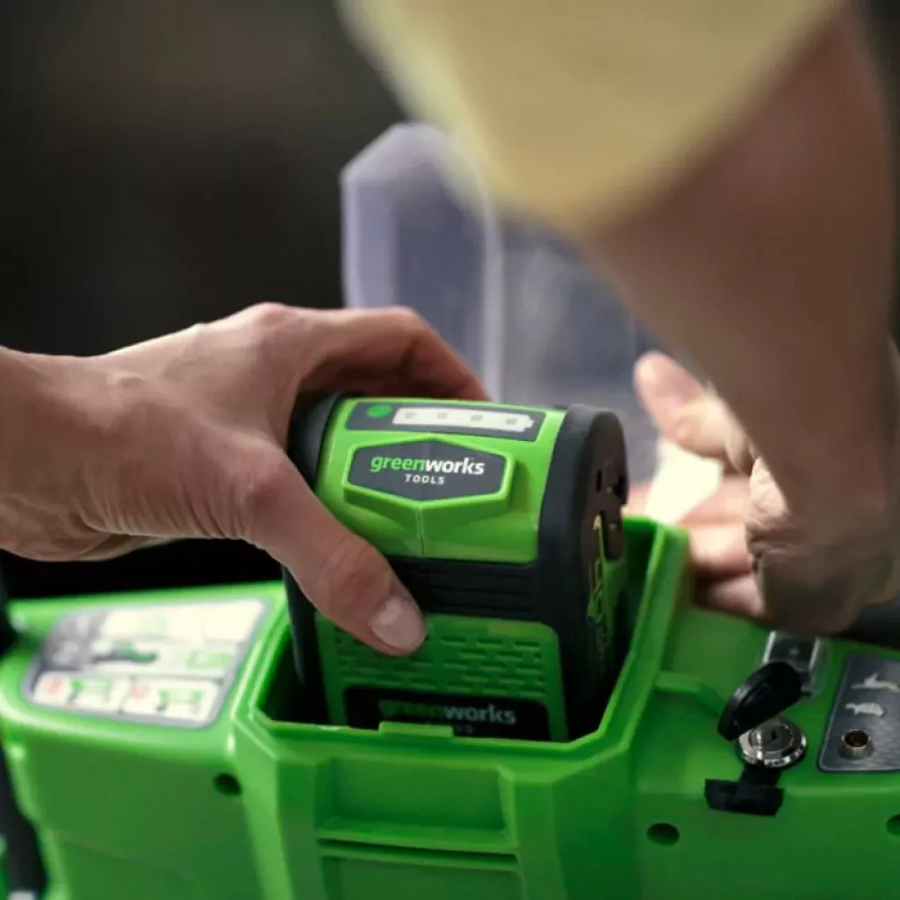 Садовая тележка самоходная Greenworks G40GC, 40V, 106 л, 7400007