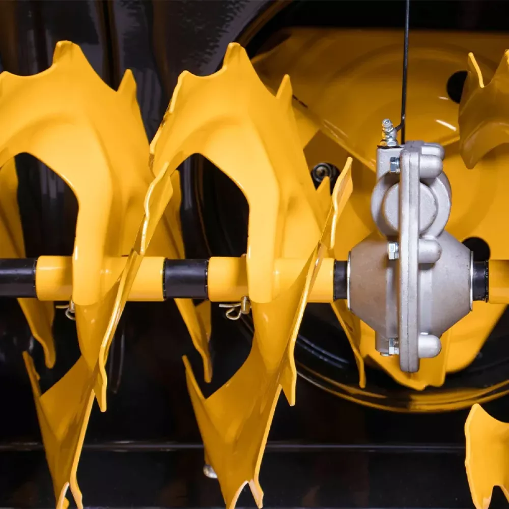 CHAMPION ST1376E снегоуборщик бензиновый, ST1376E