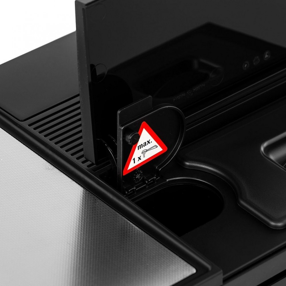 Кофемашина Nivona CafeRomatica 820