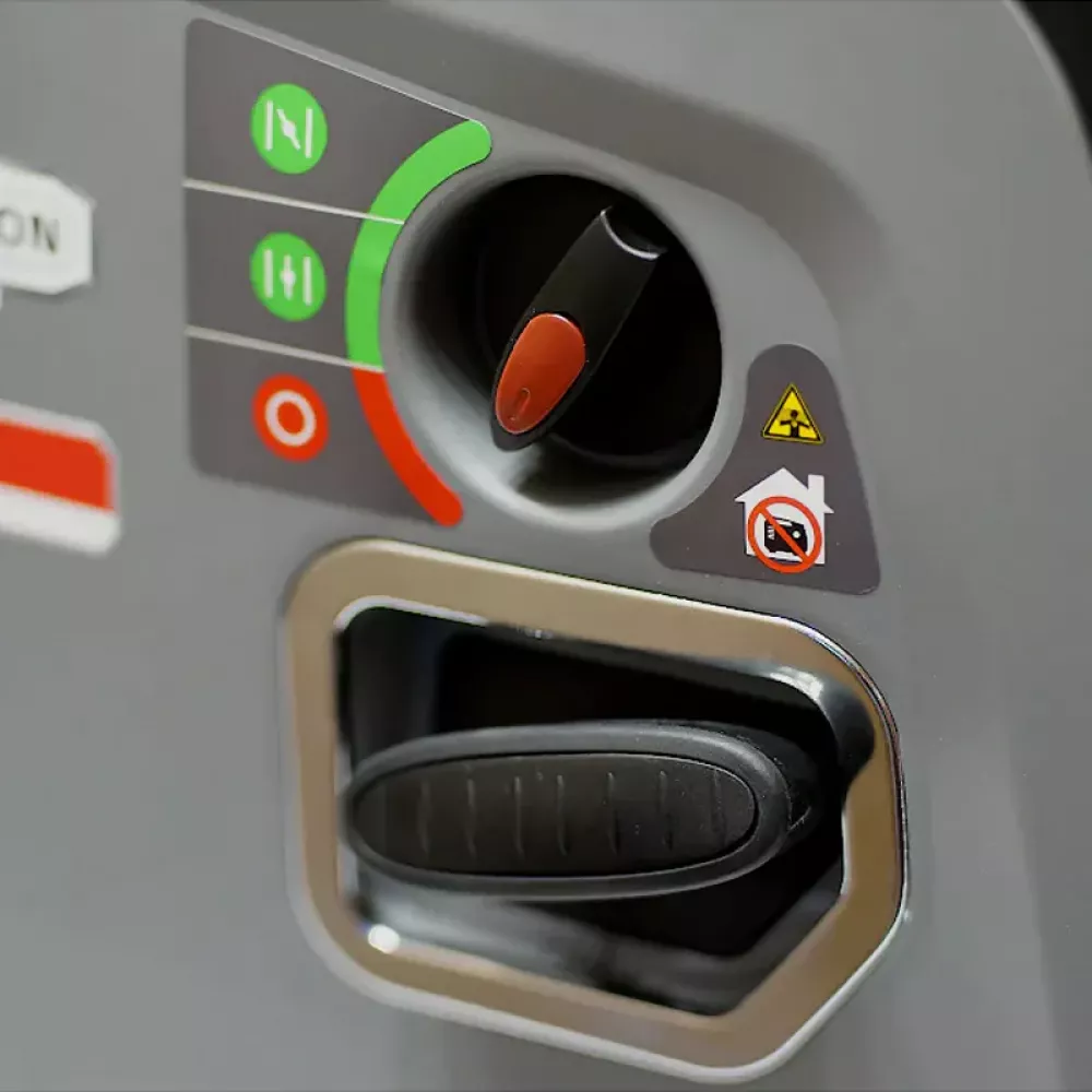 Briggs & Stratton P 2400 Inverter бензиновый генератор 030800